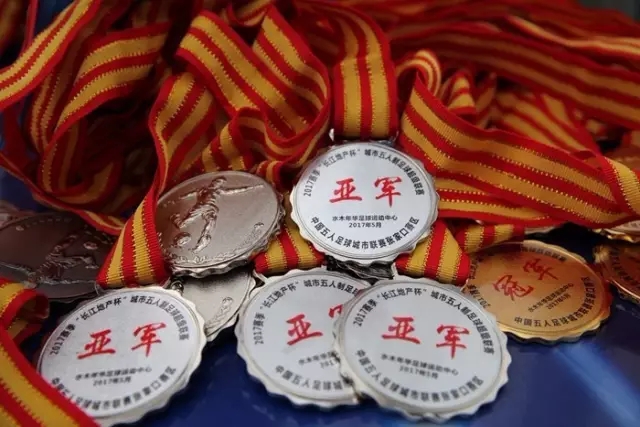 对话邓卓翔：救火有挑战也是历练 我还谈不上少帅
